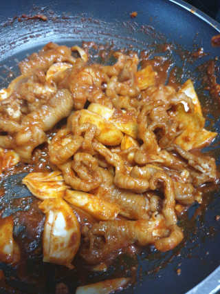 수월한 매운불닭발 350g — 4.5점을 준 리뷰어가 2019년 4월 올린 사용 사진