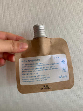 톤28 유기농 블루라이트 방어 UV 차단거리 건성용 B1 — 5점을 준 리뷰어가 2019년 4월 올린 사용 사진