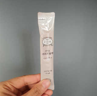 [하우투잇] 뤼에르 쿠르브 블랙 10ml x 30포 총 300ml — 5점을 준 리뷰어가 2020년 3월 올린 사용 사진