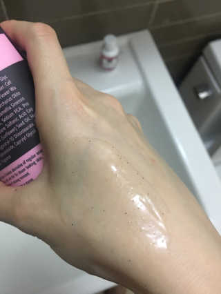 어파티 더마실드 바디워시 코튼블러썸 300ml — 4점을 준 리뷰어가 2018년 8월 올린 사용 사진
