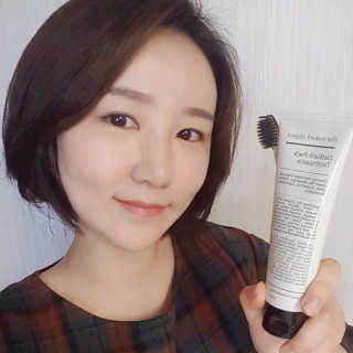 the naked object 디블랙팩치약 디블랙칫솔 세트 — 5점을 준 리뷰어가 2019년 1월 올린 사용 사진
