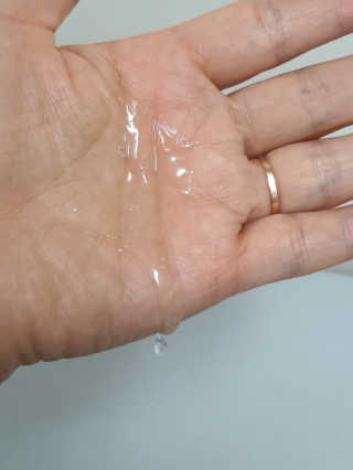 오지아이 워터 밤 모이스처 스킨 에센스 180ml — 3점을 준 리뷰어가 2020년 2월 올린 사용 사진