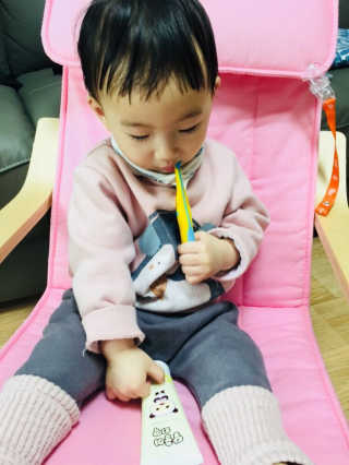 달곰이 어린이 치약+어린이 칫솔 SET — 4.17점을 준 리뷰어가 2018년 4월 올린 사용 사진