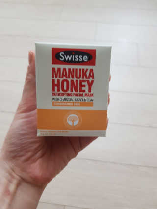 SWISSE 스위스 마누카 허니 디톡시파잉 페이셜 마스크 — 4점을 준 리뷰어가 2020년 1월 올린 사용 사진