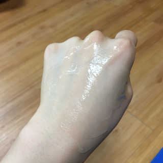 셀레뷰 슈퍼 모이스처 수딩젤 — 5점을 준 리뷰어가 2018년 4월 올린 사용 사진