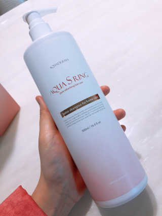 아쿠아큐링 아쿠아S링 퓨어리프레싱 헤어케어 500ml — 4.17점을 준 리뷰어가 2018년 8월 올린 사용 사진