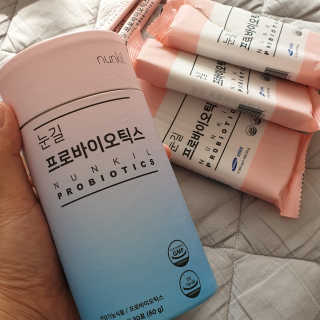 눈길 프로바이오틱스 눈길 콜라겐 프로바이오틱스 — 5점을 준 리뷰어가 2019년 11월 올린 사용 사진