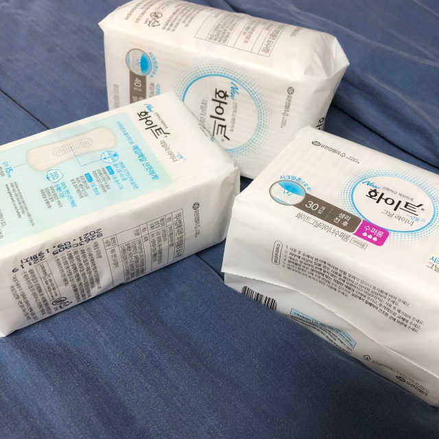화이트 데일리 산뜻 라이너 리뷰 사진