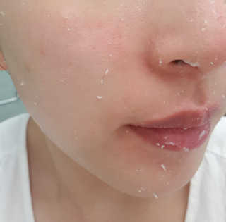 땡큐파머 백 투 아이슬란드 필링 크림 — 4.33점을 준 리뷰어가 2018년 4월 올린 사용 사진