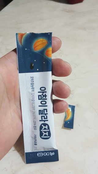 지지랩 [호박즙] 아침이 달라지지 15g x 5포 — 4점을 준 리뷰어가 2019년 12월 올린 사용 사진