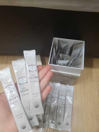 [하우투잇] 뤼에르 쿠르브 블랙 10ml x 30포 총 300ml — 4점을 준 리뷰어가 2020년 2월 올린 사용 사진