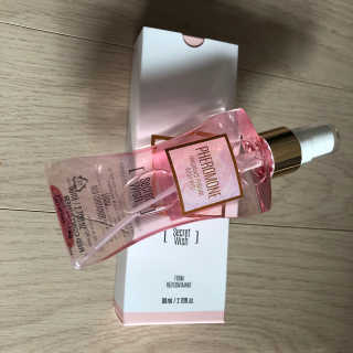 레드컨테이너 페로몬향 퍼퓸 바디미스트 80ml — 5점을 준 리뷰어가 2020년 2월 올린 사용 사진