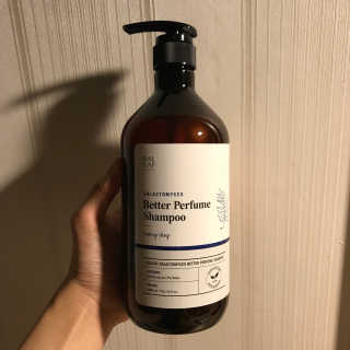 달리프 베러 퍼퓸 샴푸 1000ml 레이니데이 or 일랑로즈 — 5점을 준 리뷰어가 2018년 9월 올린 사용 사진