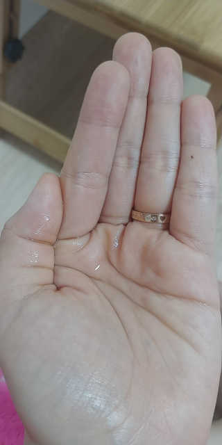 비알티씨 더 퍼스트 앰플 에센스 — 5점을 준 리뷰어가 2019년 4월 올린 사용 사진