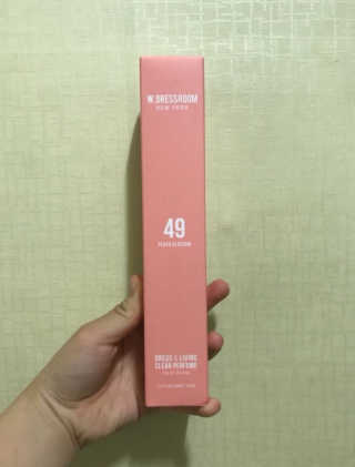 더블유드레스룸 드레스퍼퓸 150ml — 4.67점을 준 리뷰어가 2018년 10월 올린 사용 사진