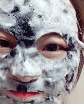 마케리마케 안티더스트 버블 클렌징 마스크 — 4.33점을 준 리뷰어가 2017년 4월 올린 사용 사진