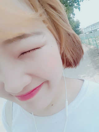 다슈코리아 다슈 데일리 비타플렉스 선스틱 — 4.67점을 준 리뷰어가 2017년 6월 올린 사용 사진