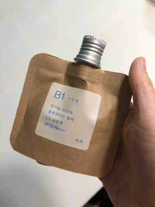 톤28 유기농 블루라이트 방어 UV 차단거리 건성용 B1 — 5점을 준 리뷰어가 2019년 4월 올린 사용 사진