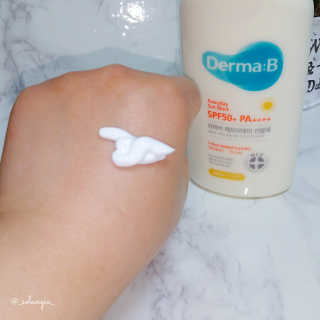 더마비 에브리데이 선블록 SPF50+ PA++++ — 3.83점을 준 리뷰어가 2019년 4월 올린 사용 사진