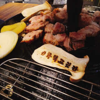 [화덕고깃간 마곡발산점] 화덕삼겹살2인분 — 5점을 준 리뷰어가 2019년 9월 올린 사용 사진