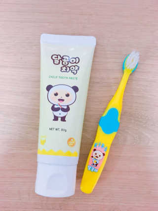 달곰이 어린이 치약+어린이 칫솔 SET — 4.33점을 준 리뷰어가 2018년 2월 올린 사용 사진