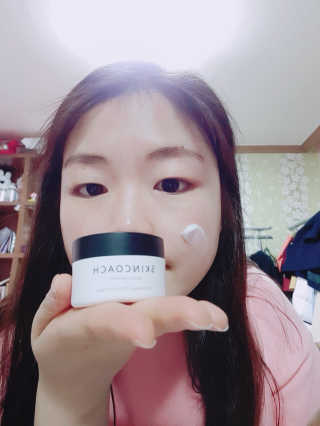 스킨코치 딥 모이스쳐 5D 수분크림 — 4.5점을 준 리뷰어가 2018년 4월 올린 사용 사진