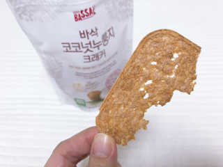 BASSAK 바삭 유기농 현미 누룽지 크래커 3종 — 5점을 준 리뷰어가 2019년 10월 올린 사용 사진