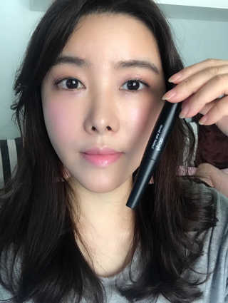 에이페 아이래쉬 리치 세럼 — 3.5점을 준 리뷰어가 2018년 9월 올린 사용 사진