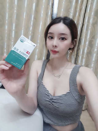 라플레 염창환 박사의 3세대 유산균, 인빅터스 프로 — 4점을 준 리뷰어가 2019년 11월 올린 사용 사진