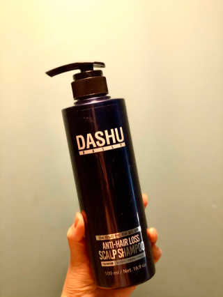 다슈코리아 다슈 데일리 단백질 한방 두피 골드 샴푸 500ml — 5점을 준 리뷰어가 2020년 3월 올린 사용 사진