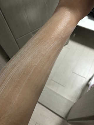 (주)에네스티 내추럴 촉촉  오트밀 바디로션 500ml — 3점을 준 리뷰어가 2020년 2월 올린 사용 사진