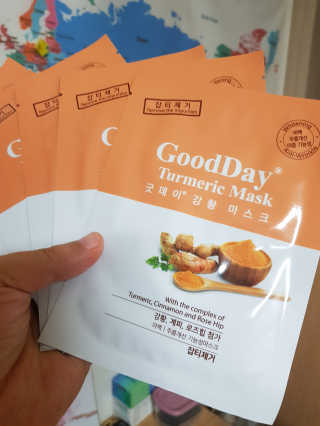 GoodDay Skincare GoodDay 강황 마스크 — 4.5점을 준 리뷰어가 2019년 5월 올린 사용 사진