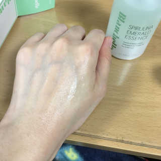 블랑벨 스피루리나 에메랄드 에센스 — 5점을 준 리뷰어가 2018년 3월 올린 사용 사진