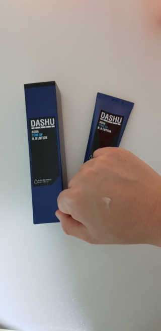 다슈코리아 다슈 맨즈 톤 업 비비로션 40ml — 5점을 준 리뷰어가 2018년 5월 올린 사용 사진