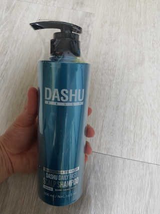 다슈코리아 다슈 데일리 패스트 한방 두피 샴푸 500ml — 4.83점을 준 리뷰어가 2018년 3월 올린 사용 사진