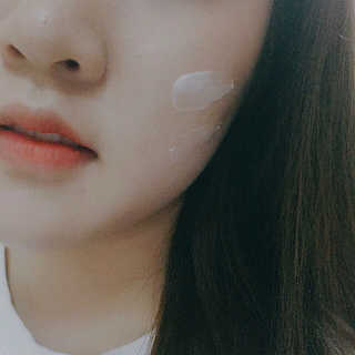 셀라피 에이리페어플러스크림 — 4.17점을 준 리뷰어가 2018년 4월 올린 사용 사진
