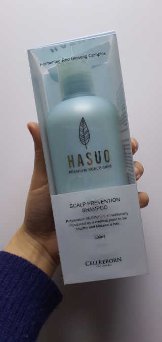 셀리본 하수오 내츄럴 프리벤션 탈모관리 샴푸 300ml — 3점을 준 리뷰어가 2019년 11월 올린 사용 사진