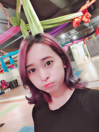 [별이 빛나는 요가필라] 플라잉요가, 일반 요가 4회 — 5점을 준 리뷰어가 2018년 12월 올린 사용 사진