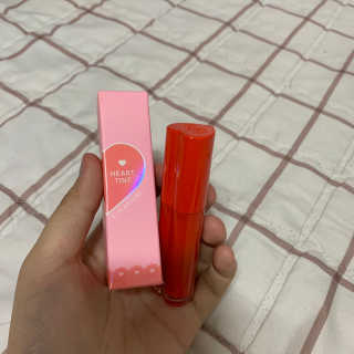 [블랙루즈] 컬러 락 하트 틴트 1+1 — 4.5점을 준 리뷰어가 2019년 8월 올린 사용 사진