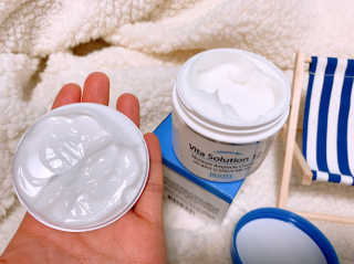 지고트 비타솔루션12 모이스처 앰플 크림 100ml — 4점을 준 리뷰어가 2019년 7월 올린 사용 사진