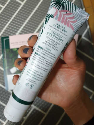 포레스트힐 그린 밸런스 클렌져 100ml + 토끼 헤어밴드 — 5점을 준 리뷰어가 2020년 2월 올린 사용 사진