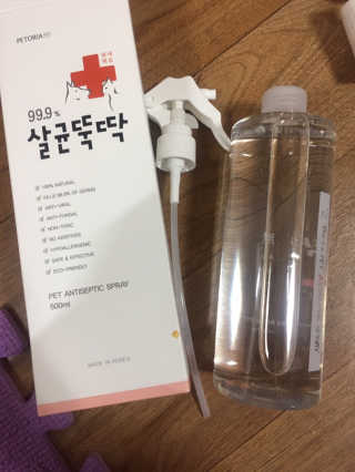 [펫토리아]살균뚝딱 강아지 고양이 살균소독제 탈취제 — 5점을 준 리뷰어가 2019년 10월 올린 사용 사진