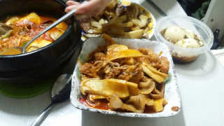 미티스트 더 맛있는 소담 소불고기 + 도담 돼지 불고기 — 1점을 준 리뷰어가 2019년 3월 올린 사용 사진