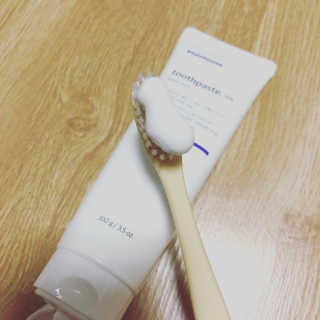 플레인하우스 토탈케어 치약 2개+쿼드클린 칫솔 4개 — 5점을 준 리뷰어가 2018년 7월 올린 사용 사진