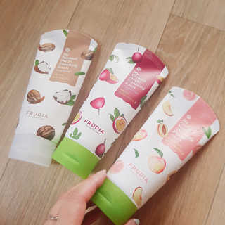 [후르디아] 골라쓰는 모찌 클렌징폼 5종 세트 — 5점을 준 리뷰어가 2019년 6월 올린 사용 사진