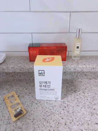 네츄럴굿띵스 오!메가루테인 60일분 — 5점을 준 리뷰어가 2019년 9월 올린 사용 사진