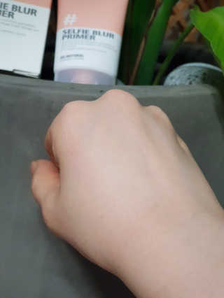 쏘내추럴 셀피 블러 프라이머 — 5점을 준 리뷰어가 2019년 8월 올린 사용 사진