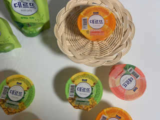 데르뜨 떠먹는 과일 3종, 짜먹는 과일 2종 총 10개 체험 — 5점을 준 리뷰어가 2020년 3월 올린 사용 사진