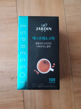 (주)쟈뎅 쟈뎅 에스프레소 스틱 아메리카노 블랙 — 4.5점을 준 리뷰어가 2018년 10월 올린 사용 사진