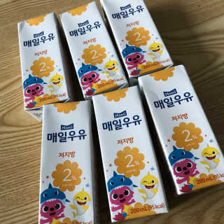 매일우유 멸균 매일우유 저지방 2프로 멸균 핑크퐁 에디션 6입 — 3.67점을 준 리뷰어가 2018년 1월 올린 사용 사진